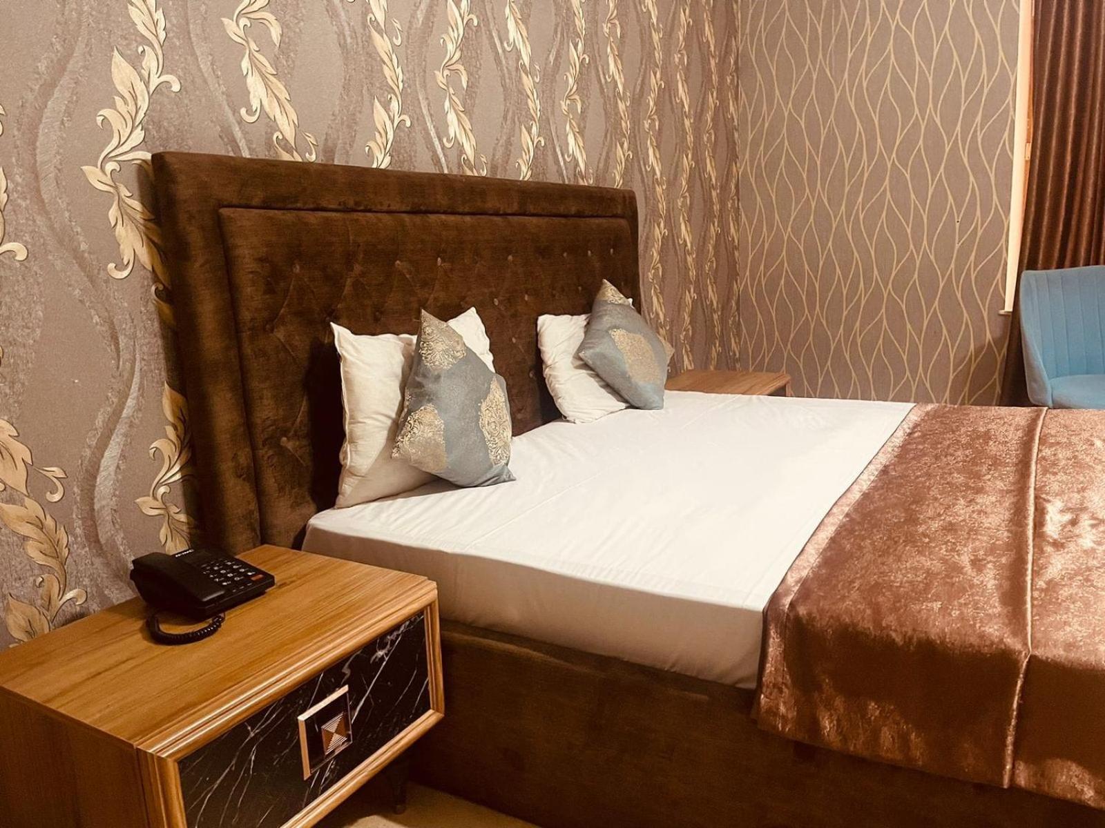 Family Soffia Hotel Old City バクー エクステリア 写真