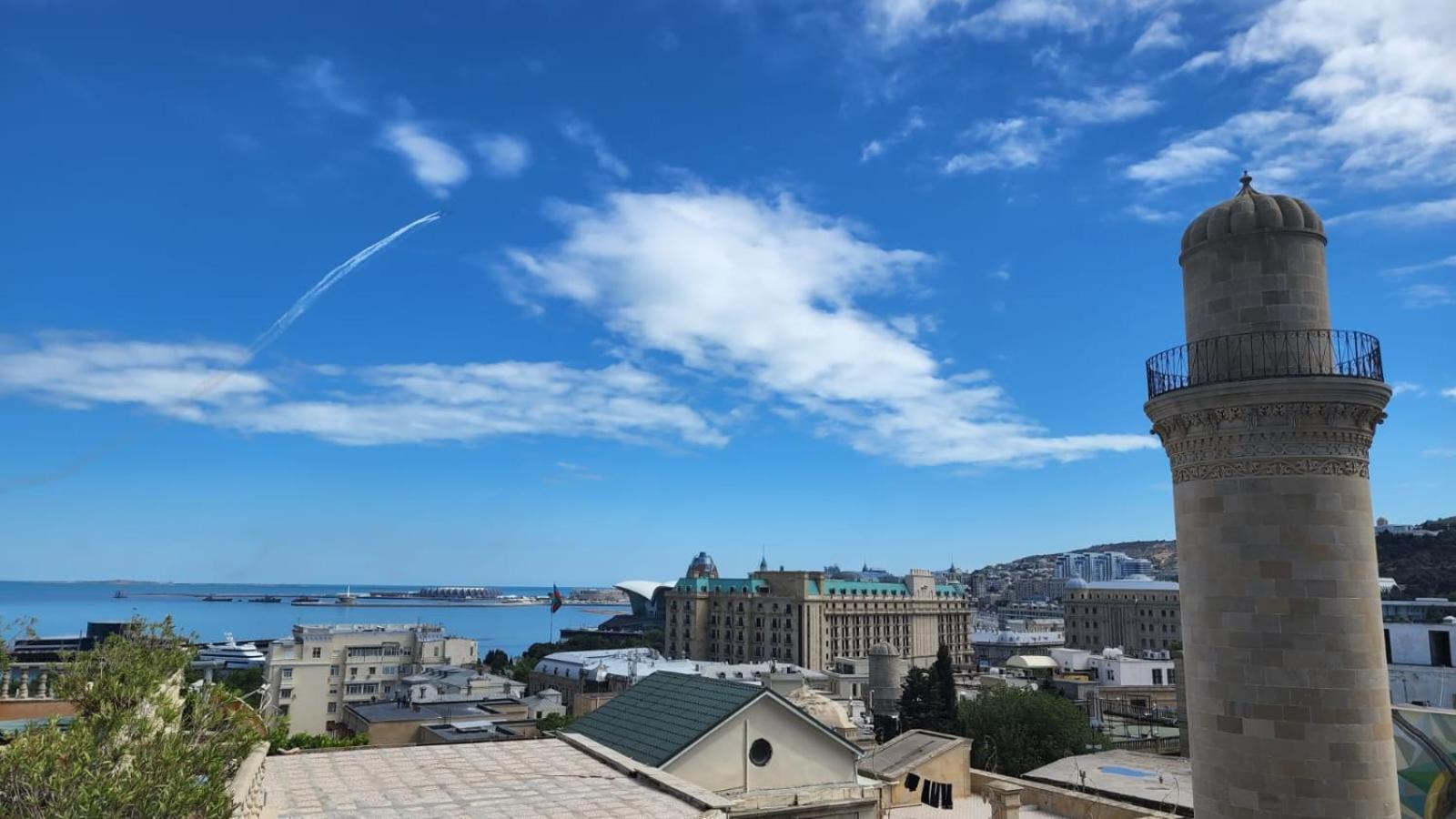 Family Soffia Hotel Old City バクー エクステリア 写真